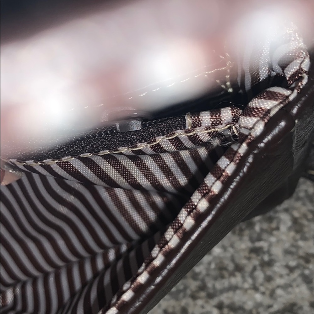 Thirty one small wallet crossbody GUC 🟪 - Picture 6 of 8